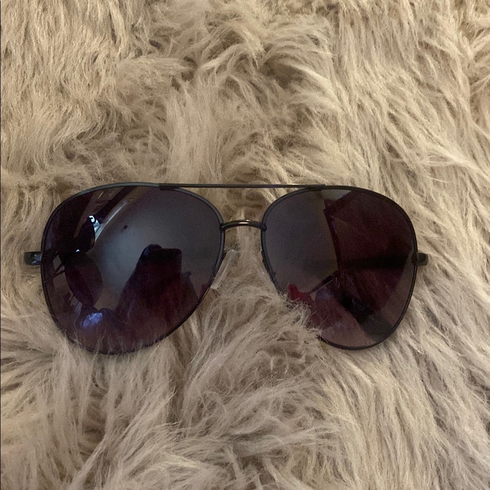Black Aviator Sunglasses